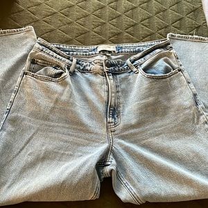 ☀️Abercrombie & Fitch • Skinny high rise jeans